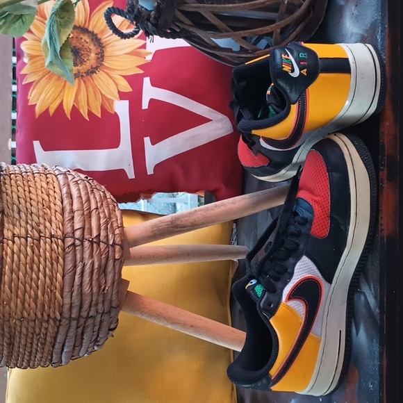 Nike Air Force 1 Low Sunburst 2019 - Picture 4 of 15